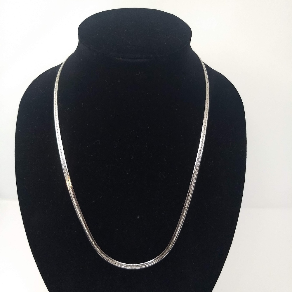 STERLING SILVER 22" HERRINGBONE NECKCHAIN